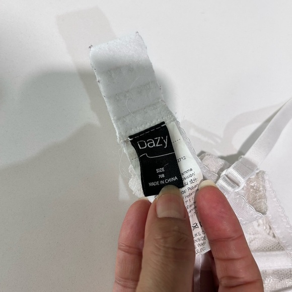 DAZY Lace Underwire Bra in Cream size:70B - Picture 9 of 14